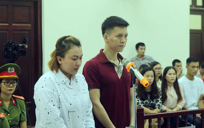 Vụ cháu 10 tuổi bị cha đánh rạn xương sườn: Vợ xin giảm án cho chồng - Ảnh 1. Vụ cháu 10 tuổi bị cha đánh rạn xương sườn: Vợ xin giảm án cho chồng 1