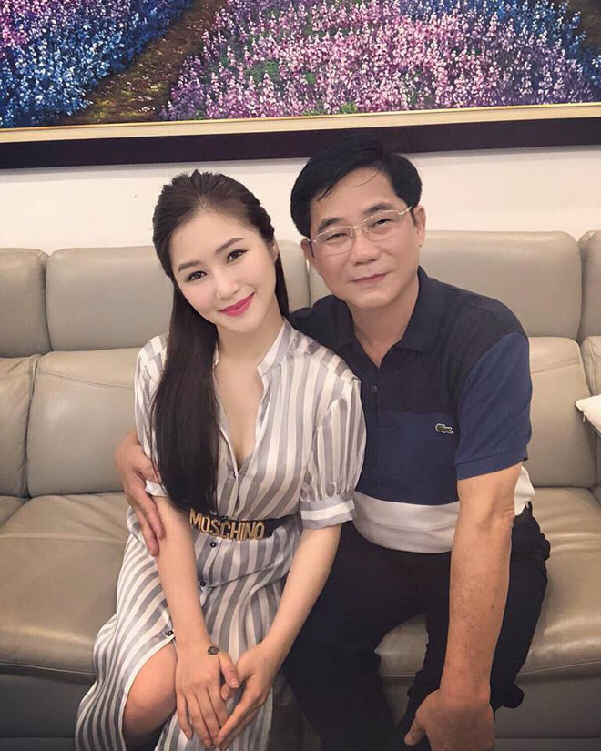 Nhà riêng ở quê của Hương Tràm gây bất ngờ vì sự sang trọng, bề thế - Ảnh 5. Nhà riêng ở quê của Hương Tràm gây bất ngờ vì sự sang trọng, bề thế 4