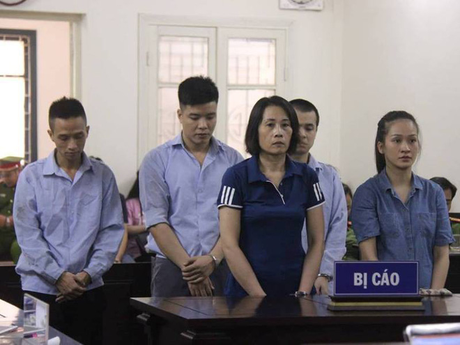 Cán bộ công an ở Hà Nội cầm cố ô tô lấy tiền buôn ma túy - Ảnh 2. Cán bộ công an ở Hà Nội cầm cố ô tô lấy tiền buôn ma túy 2