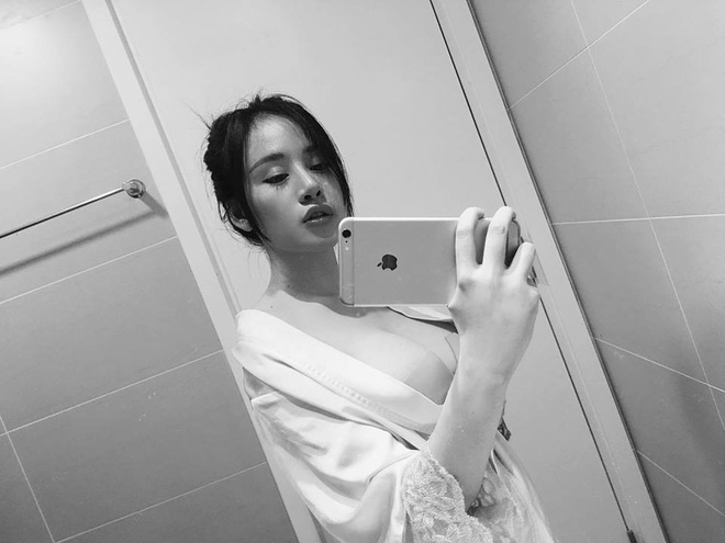 Sau 5 năm ngoan hiền, Bà Tưng bất ngờ sexy trở lại - Ảnh 6. Sau 5 năm ngoan hiền, Bà Tưng bất ngờ tái xuất trở lại khiến người hâm mộ đứng ngồi không yên 6