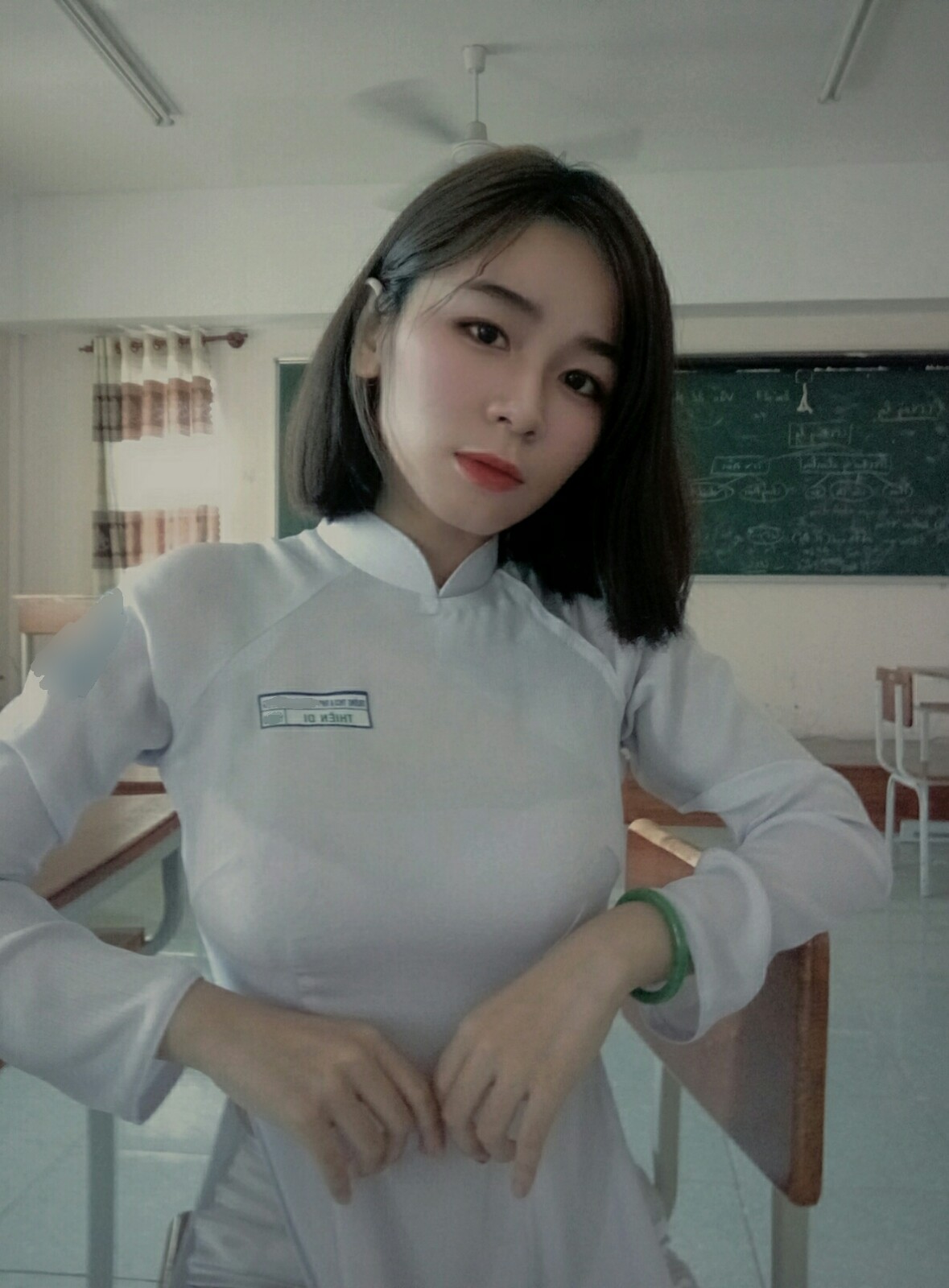 Thiếu nữ Sài Gòn sinh năm 2001: Vòng 1 lớn giúp tôn dáng và khiến mình trông nữ tính hơn - Ảnh 7. Thiếu nữ Sài Gòn sinh năm 2001: Vòng 1 lớn giúp tôn dáng và khiến mình trông nữ tính hơn 8