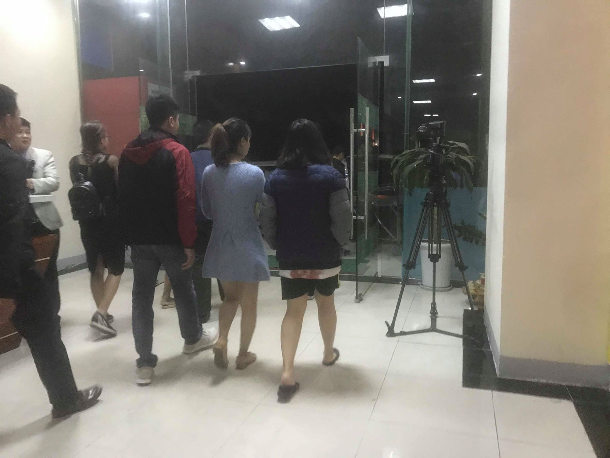 Vụ ném con ở chung cư HH Linh Đàm: Lãnh đạo khoa của nữ sinh lên tiếng - Ảnh 1. Vụ nữ sinh ném con tử vong ở chung cư Linh Đàm: Lãnh đạo khoa lên tiếng 1