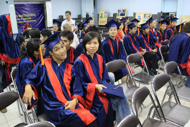 Chàng nhiếp ảnh bại não ở Sài Gòn từng bị trường cấp 2 từ chối: Nhiều người hỏi mình đi học làm gì, lớn lên ai mà mướn? - Ảnh 5. Chàng nhiếp ảnh bại não ở Sài Gòn từng bị trường cấp 2 từ chối: 'Nhiều người hỏi mình đi học làm gì, lớn lên ai mà mướn?' 5