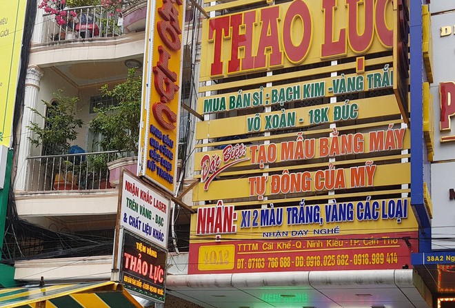 Tiệm vàng Thảo Lực gửi đơn dài 4 trang khiếu nại việc bị khám nhà, yêu cầu trả lại 20 viên kim cương - Ảnh 2. Vụ đổi 100 USD phạt 270 triệu: Chủ tiệm vàng gửi đơn khiếu nại, yêu cầu trả lại 20 viên kim cương 1