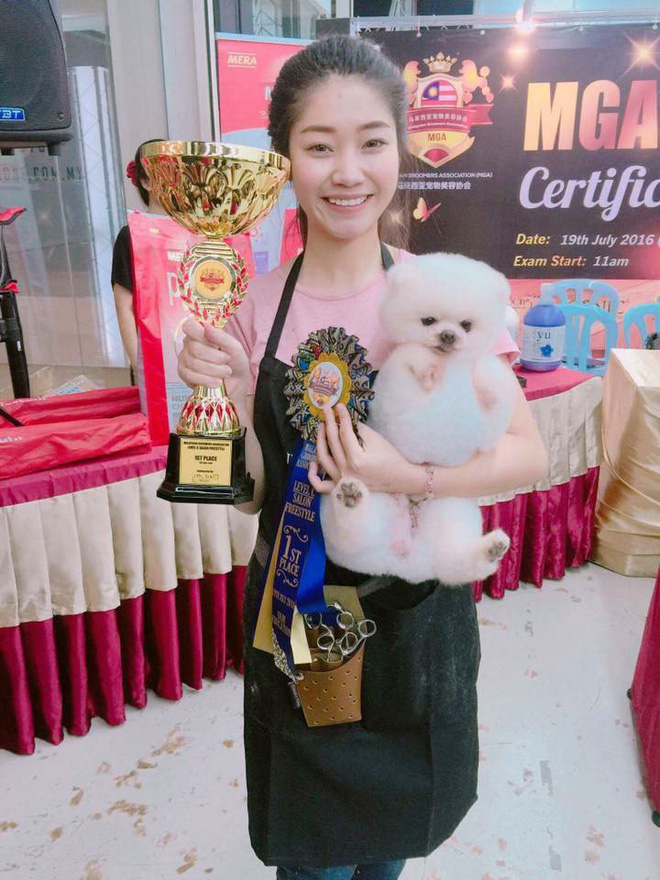 Cô gái bị truy lùng trong bức ảnh đứng rút tiền: Nhiều người khen body đẹp nhưng mình không muốn nổi tiếng vì điều đó - Ảnh 7. Cô gái bị 'truy lùng' trong bức ảnh đứng rút tiền: Nhiều người khen body đẹp nhưng mình không muốn nổi tiếng vì điều đó 8