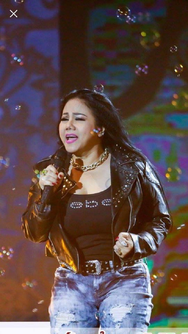 Nữ hoàng cát-xê Ngọc Ánh: Tôi có tới 4, 5 ca sĩ chuyên hát thế cho mình vì quá nhiều show - Ảnh 2. 'Nữ hoàng cát-xê' Ngọc Ánh: Tôi có tới 4, 5 ca sĩ chuyên hát thế cho mình vì quá nhiều show 2
