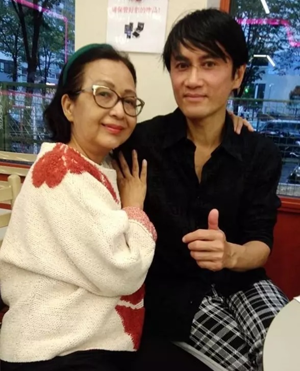 'Hoàng tử màn ảnh Việt' thập niên 90 gây tiếc nuối vì mất phong độ, ngày càng già nua 4 'Hoàng tử màn ảnh Việt' thập niên 90 gây tiếc nuối vì mất phong độ, ngày càng già nua 4