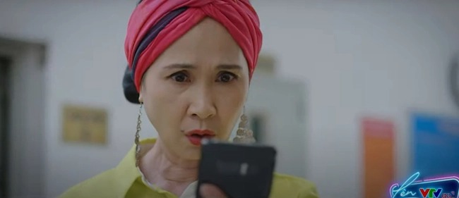 Thương ngày nắng về phần 2 tập 14: Màn 'bắt ghen' ngược đời của Khánh, bà Nhung 'ủ mưu' hạ bệ bố Duy 2 Thương ngày nắng về phần 2 tập 14: Màn 'bắt ghen' ngược đời của Khánh, bà Nhung 'ủ mưu' hạ bệ bố Duy 2