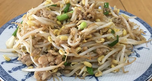 Xào giá đỗ ra nhiều nước, làm thêm ngay 1 điều để giá giòn thơm 2 Xào giá đỗ ra nhiều nước, làm thêm ngay 1 điều để giá giòn thơm 2