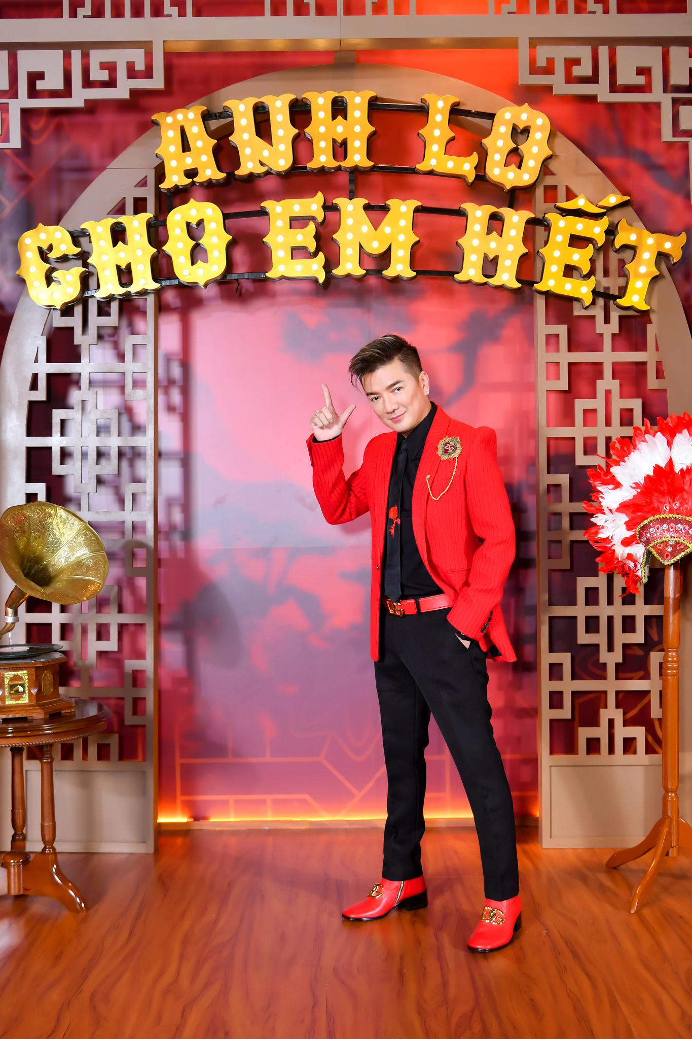 Liên Phạm để lộ bản chất tình cảm với Đàm Vĩnh Hưng, có động thái nằm ngoài dự đoán của CDM 2 Liên Phạm để lộ bản chất tình cảm với Đàm Vĩnh Hưng, có động thái nằm ngoài dự đoán của CDM 2