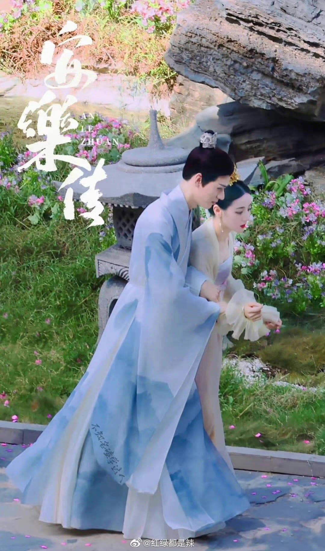 Tin nóng Cbiz ngày 10/5: Tiêu Chiến thành ‘chú rể’, lộ tin Kim Ưng, quan hệ Dương Dương - Nhiệt Ba, sao nam gây tranh cãi 15 Tin nóng Cbiz ngày 10/5: Tiêu Chiến thành ‘chú rể’, lộ tin Kim Ưng, quan hệ Dương Dương - Nhiệt Ba, sao nam gây tranh cãi 15