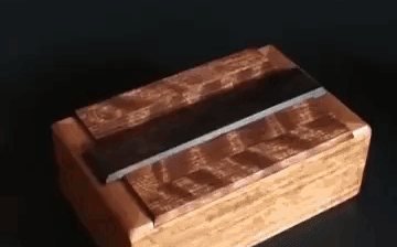 Những chiếc hộp không có ổ khóa nhưng ngồi cả ngày cũng chưa chắc đã mở được