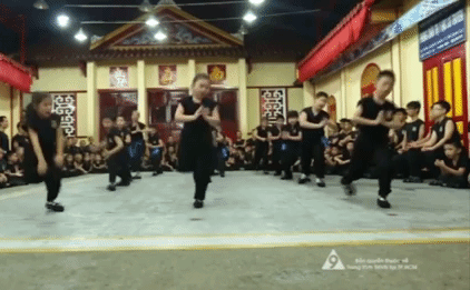 Nam Huỳnh Đạo 'mua danh 3 vạn, bán danh 3 đồng': 7 phần đáng thương, 3 phần đáng trách