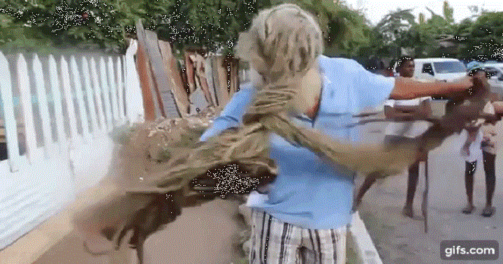 25 năm không cắt tóc, người đàn ông khiến nhiều người phải 'khiếp sợ'