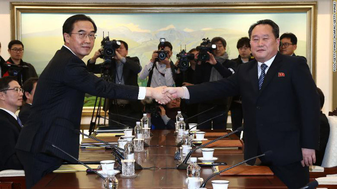 Đối thoại Hàn-Triều: Bất ngờ với lời đầu tiên 2 bên nói khi đối mặt sau 2 năm  2