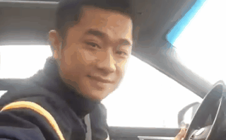 Dân mạng ráo riết truy lùng danh tính chàng cảnh sát chỉ vì một đoạn clip