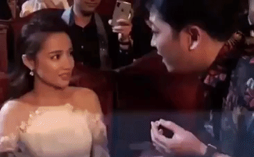 Trường Giang đã cố gọi Nhã Phương ra ngoài cầu hôn nhưng không thành?