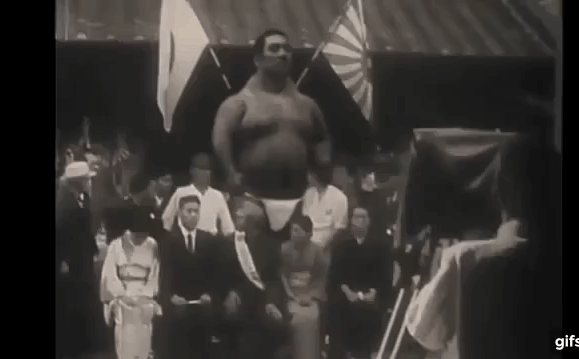 Giải mã bí ẩn về đoạn video 'lực sĩ Sumo khổng lồ' tại Nhật Bản năm 1890