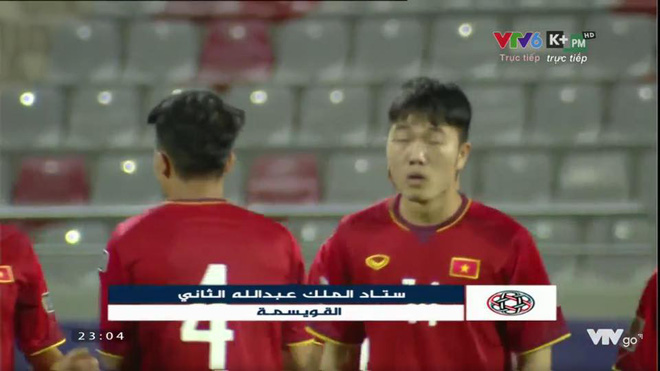 Biểu cảm khó hiểu của Công Phượng trong trận Việt Nam - Jordan được chia sẻ rầm rộ - Ảnh 10. Biểu cảm khó hiểu của Công Phượng trong trận Việt Nam - Jordan được chia sẻ rầm rộ 10