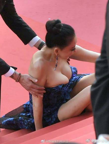 Khi thảm đỏ Cannes trở thành cái chợ của những mỹ nhân Âu - Á không ai biết tên bon chen bằng được - Ảnh 18. Khi thảm đỏ Cannes trở thành 'cái chợ' của những mỹ nhân Âu - Á không ai biết tên 'bon chen' bằng được 18