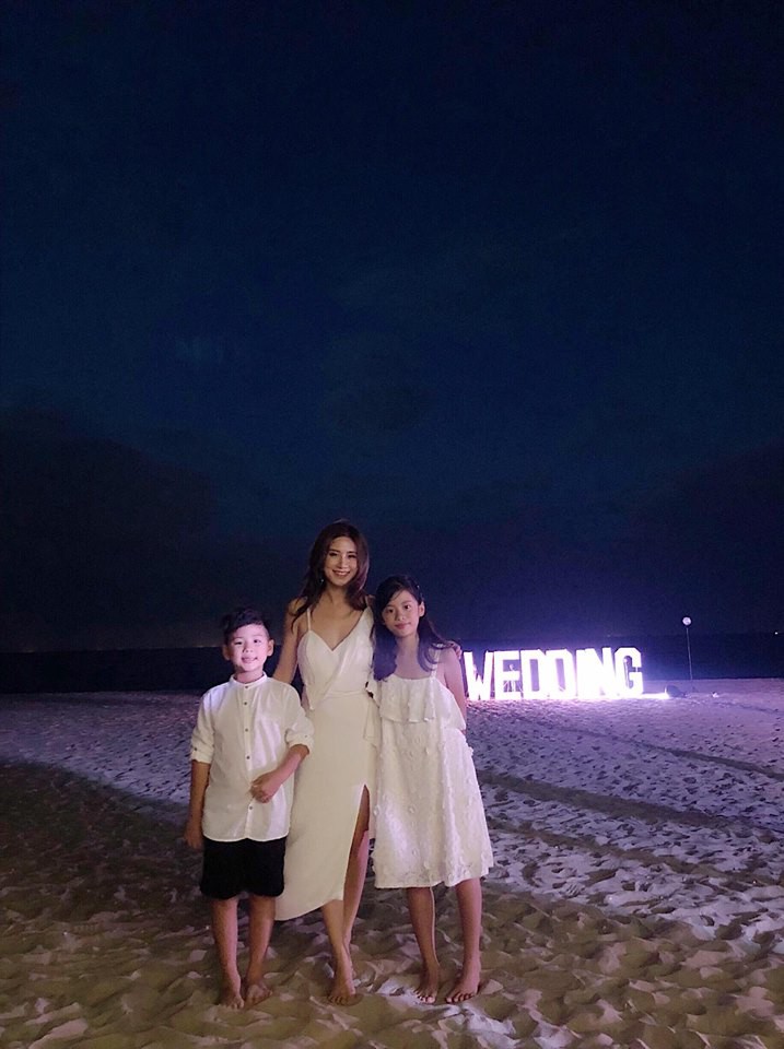 Hội mẹ bỉm sữa hot nhất Hà thành: ai cũng xinh đẹp và quyến rũ trông mòn con mắt dù đã một nách 2 con - Ảnh 8. Hội mẹ bỉm sữa hot nhất Hà thành: Ai cũng xinh đẹp và quyến rũ 'trông mòn con mắt' dù đã một nách 2 con 8