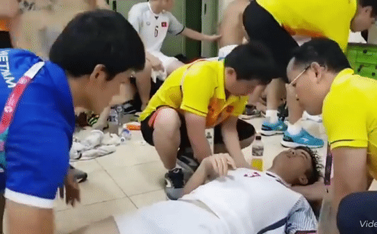 Chia sẻ của trợ lý HLV Park Hang-seo khiến nhiều CĐV Việt Nam rơi nước mắt