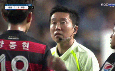 Sau màn bị bêu riếu, trọng tài xử ép U23 Việt Nam bỗng “mất hút” trên báo Hàn