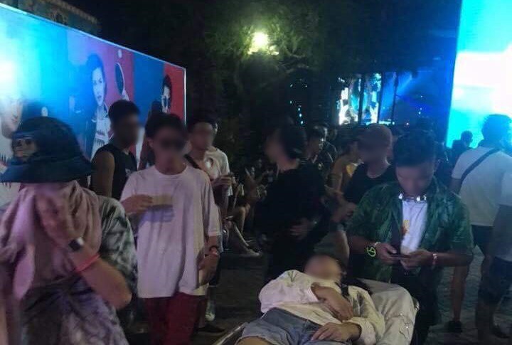 Người chứng kiến nạn nhân nằm bất động tại lễ hội âm nhạc: 'Không gian ngột ngạt, không đủ sức chứa số lượng lớn người tham gia' 4