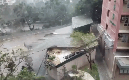 Chuyên gia lý giải nguyên nhân siêu bão Mangkhut không đổ bộ vào Việt Nam