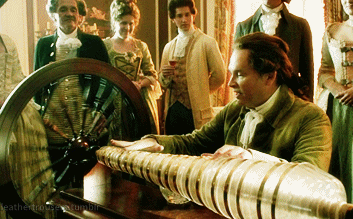 Benjamin Franklin từng phát minh một loại nhạc cụ nhưng nó lại  'nguy hiểm chết người'