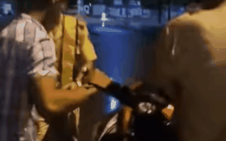 Công an truy tìm người phát tán clip CSGT té ngã khi làm việc với dân