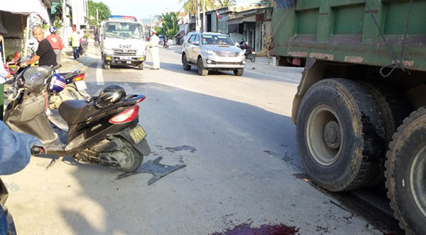 Tin tức tai nạn giao thông mới nhất ngày 27/12: Xe máy đâm nhau kinh hoàng, 2 người tử vong 2