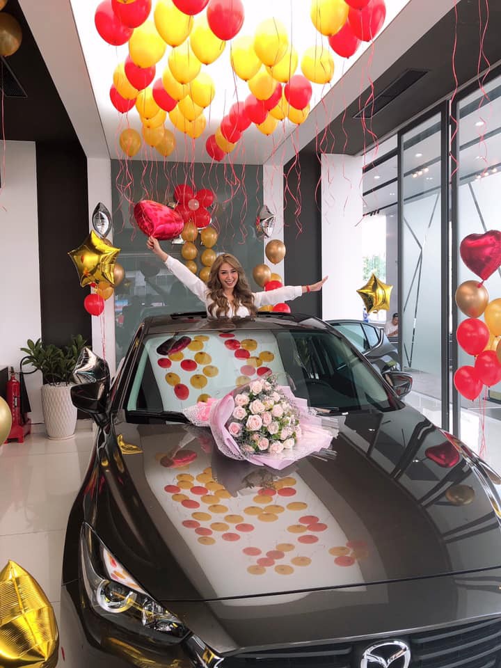Khổng Tú Quỳnh lên hương nhan sắc, bất ngờ khoe xế hộp sau khi chia tay Ngô Kiến Huy 4