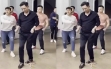 Hậu trường tập nhảy của dàn nghệ sĩ Táo Quân khiến người xem không nhịn được cười