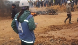 Clip: Cận cảnh vụ xô xát ở nhà máy Samsung Thái Nguyên