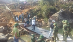 Sập cầu treo ở Lai Châu: Hoàn thành cầu tạm thay cầu Chu Va