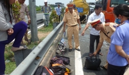 Tai nạn thảm khốc trên cao tốc Trung Lương:  Nạn nhân bị 'hôi của'