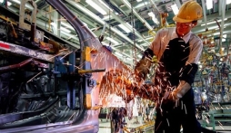 Câu chuyện chiếc ô tô và cây lúa ở Việt Nam