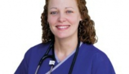 Nữ y tá nghi nhiễm Ebola phẫn nộ vì bị đối xử như tù nhân