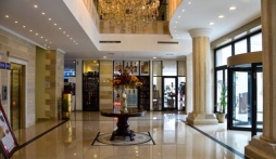 Cận cảnh khách sạn 800 USD/đêm của nhân viên cứu trợ nạn nhân Ebola