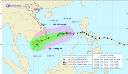 Bão số 5 mạnh cấp 10 đang hướng vào đất liền