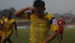 Phát sốt với thông điệp về mẹ của tiền đạo U19 Việt Nam