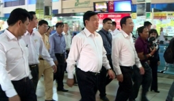 Bộ trưởng Đinh La Thăng yêu cầu chỉ tên, tẩy chay hãng xe “móc túi dân”