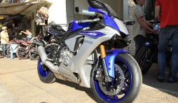 Yamaha R1 thế hệ mới đã có mặt tại Việt Nam