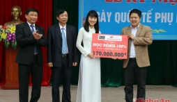 Nữ sinh nói 7 thứ tiếng được nhận học bổng toàn phần trường ĐH FPT