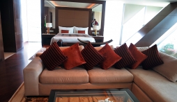 Video: Tiết lộ về căn phòng Tổng thống Mỹ Obama sử dụng khi ở Việt Nam