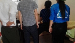 Nữ sinh Hà Tĩnh phải bỏ thi giữa chừng vì ốm 