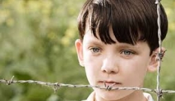 Bức thư từ trường học gửi cậu bé tự kỉ gây xúc động