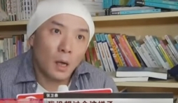 Trương Vệ Kiện bị tố đạo đức giả sau cái chết thương tâm của em trai