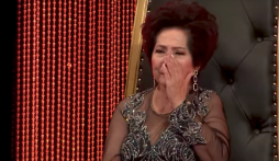 Danh ca Phương Dung bị con gái người nổi tiếng chửi 'giám khảo súc vật'